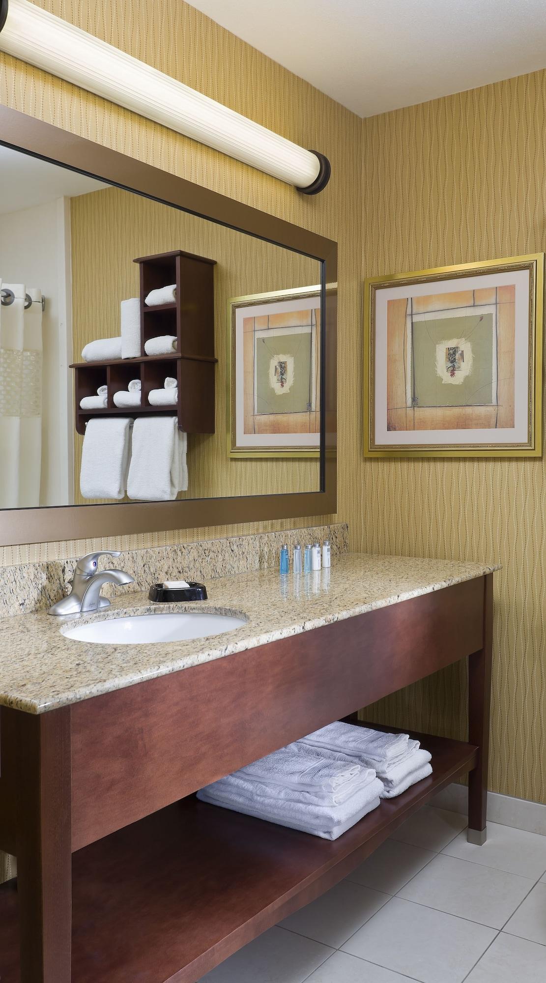 Hampton Inn Mansfield/Ontario Екстер'єр фото