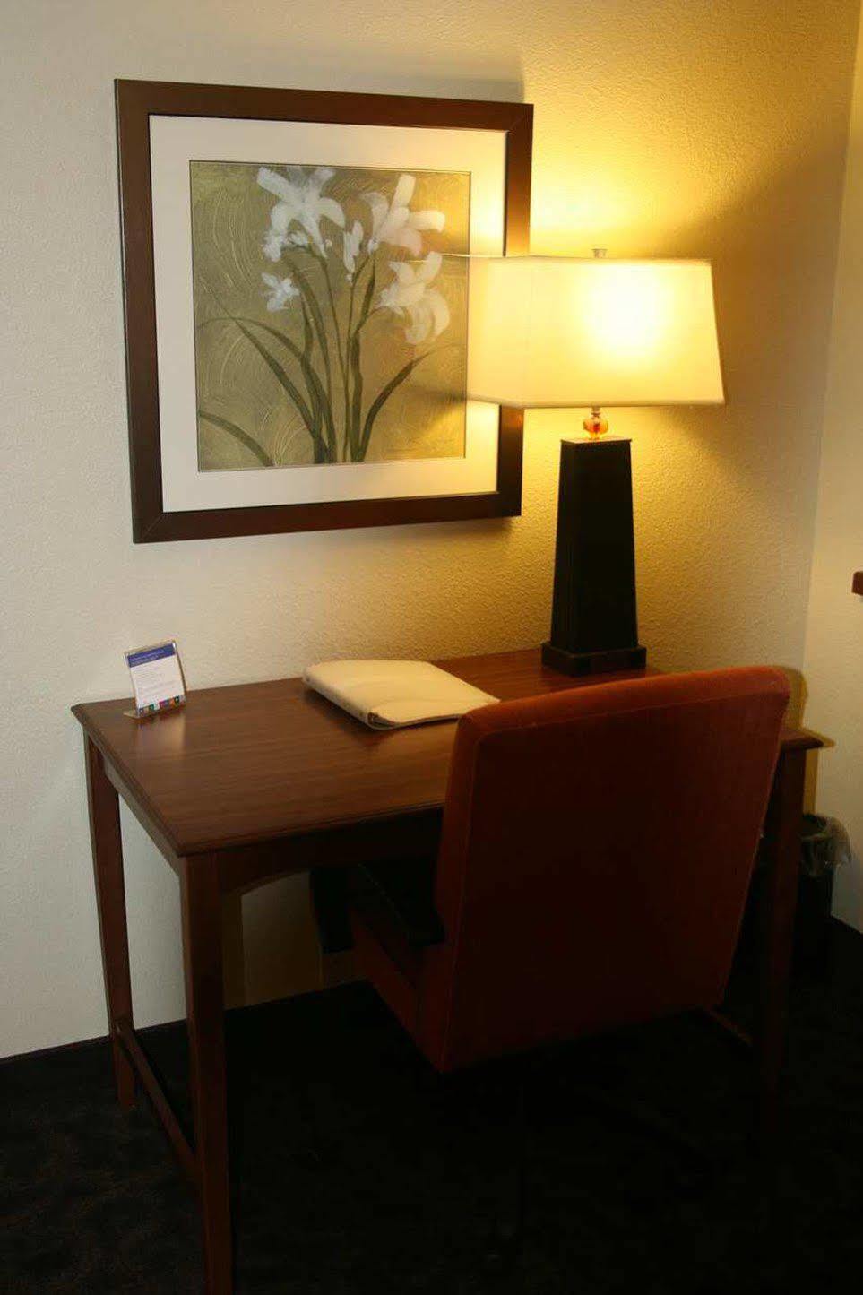 Hampton Inn Mansfield/Ontario Номер фото