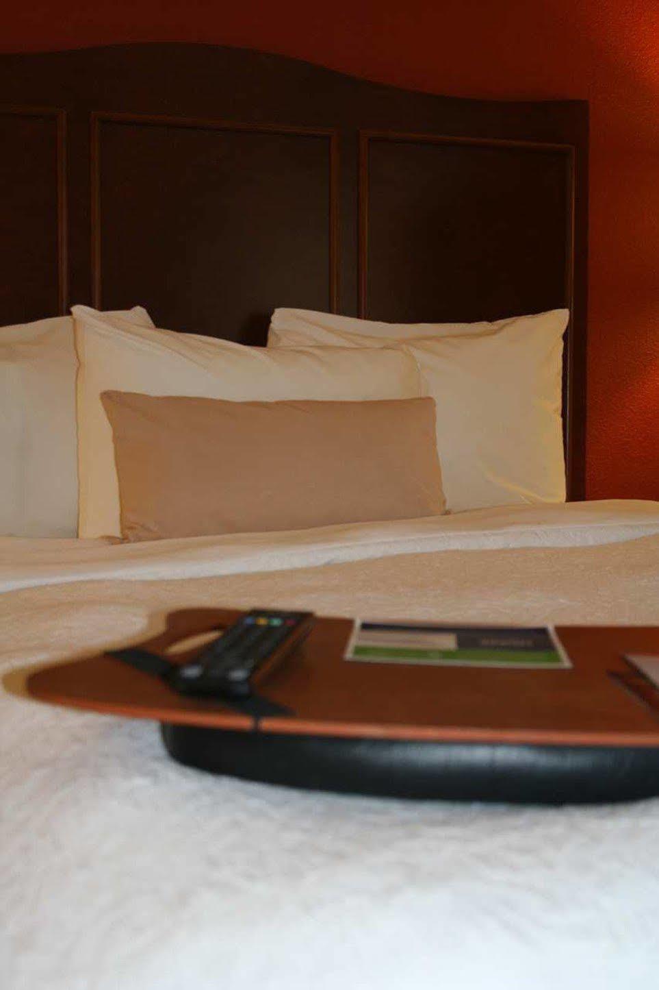 Hampton Inn Mansfield/Ontario Екстер'єр фото